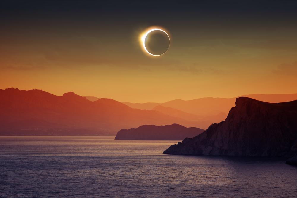 Super Blood Moon Eclipse 2019 - Sacred Light Soundbaths and Crystals