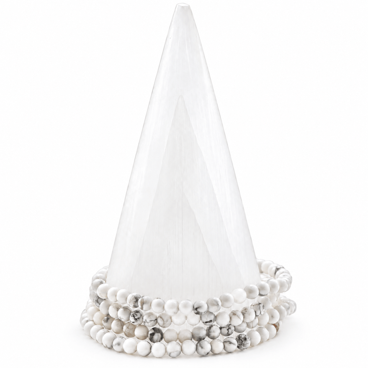 Delicate Howlite bracelet from Milk and Honey featuring smooth white beads and a minimalist jewelry design.